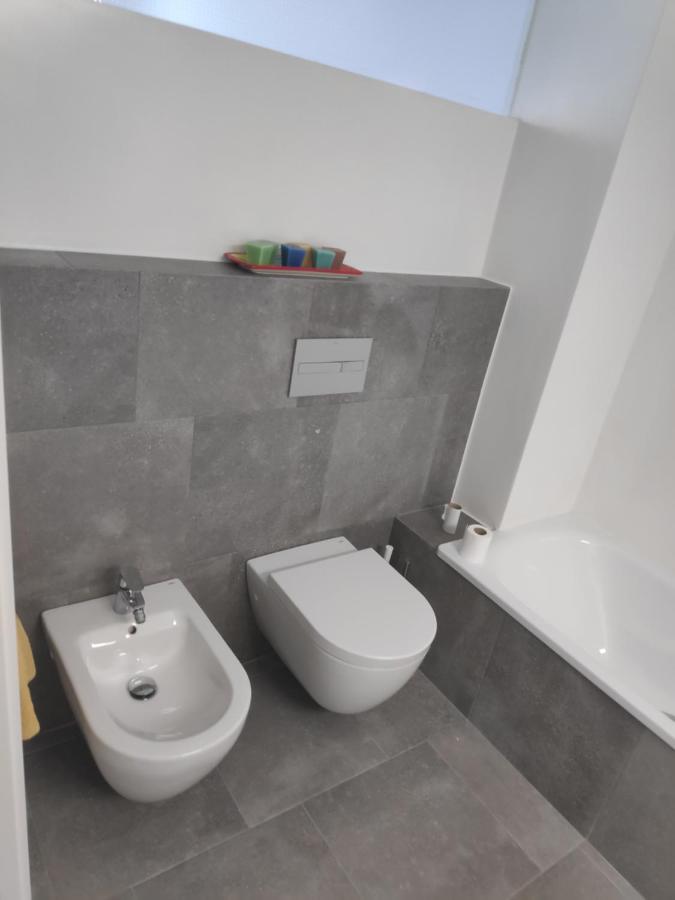Apartment Close To The Beach With Free Parking Badalona Zewnętrze zdjęcie