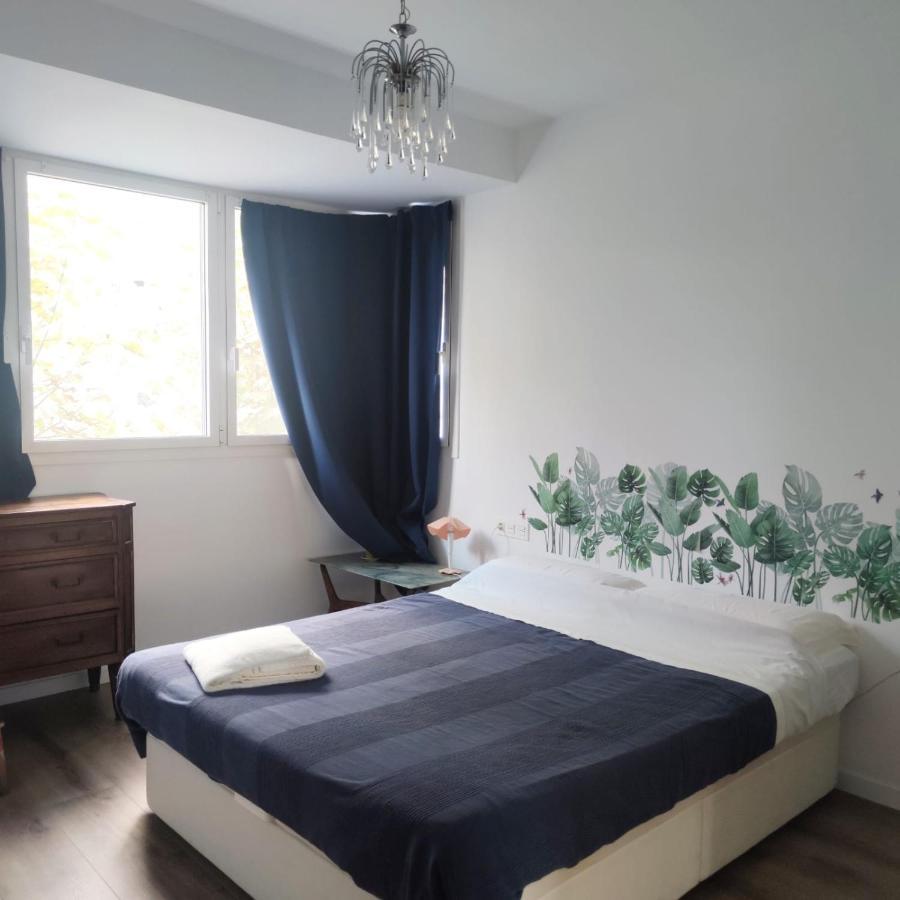 Apartment Close To The Beach With Free Parking Badalona Zewnętrze zdjęcie